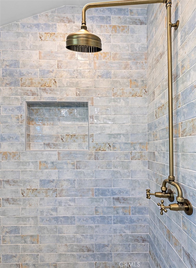 South Laguna Village (SLV) - Residential