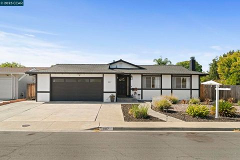 Photo of 887 Andrix Ct Ct, Concord, CA 94518 (MLS # 41112286) Photo of 887 Andrix Ct Ct, Concord, CA 94518 (MLS # 41112286)
