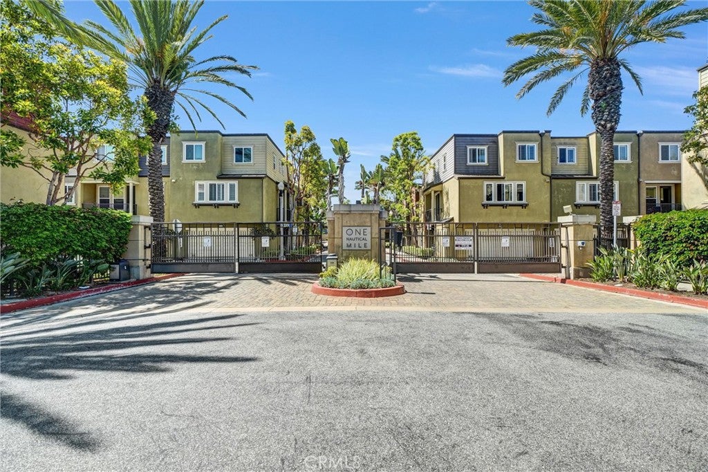 12 Shellprint Court, Newport Beach CA 92663 - Photo 1