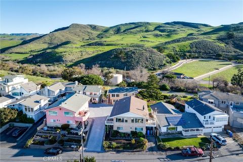 Tiny photo for 2023 Circle, Cayucos, CA 93430 (MLS # SC26102139)