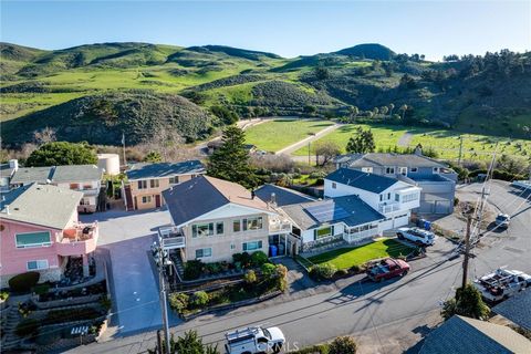 Tiny photo for 2023 Circle, Cayucos, CA 93430 (MLS # SC26102139)