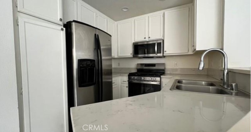 19431 Rue De Valore 27B