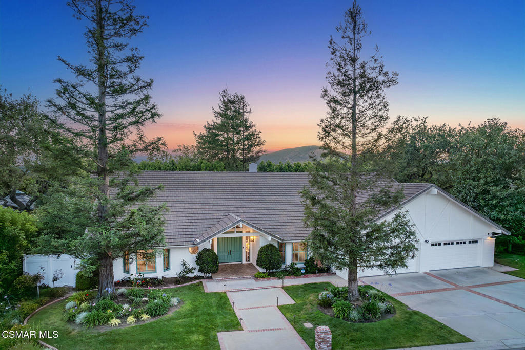 4398 Golf Course Drive