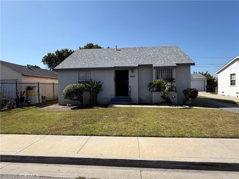 Photo of 1128 E 126th Ave, St, Los Angeles, CA 90059 (MLS # PW26091642)