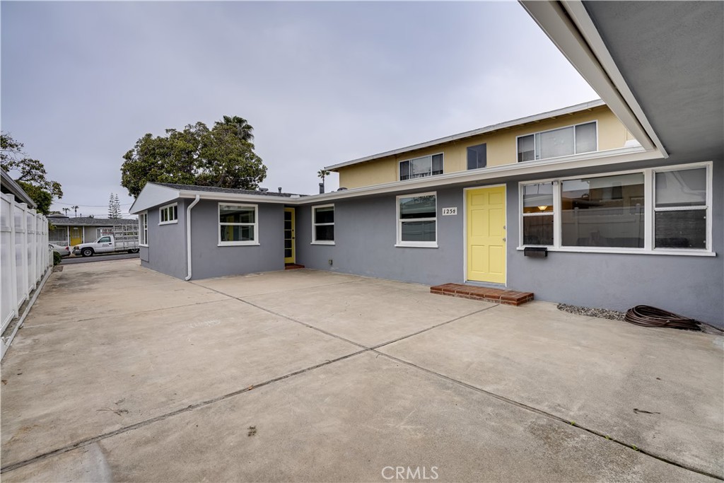 Las Palmas - Residential Lease