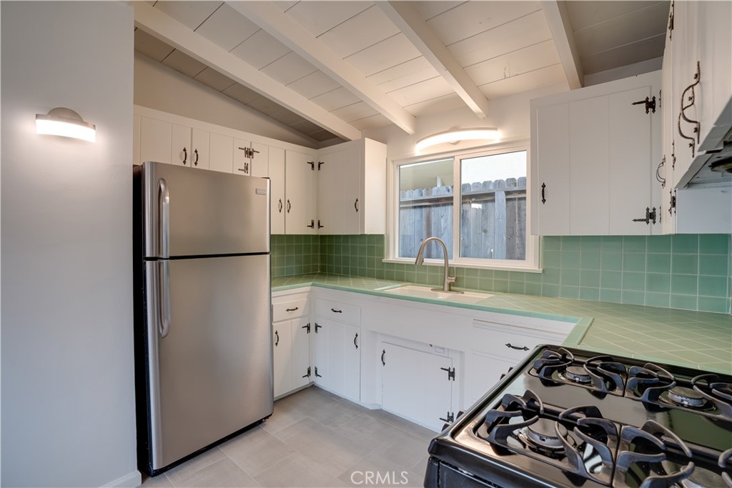 Las Palmas - Residential Lease