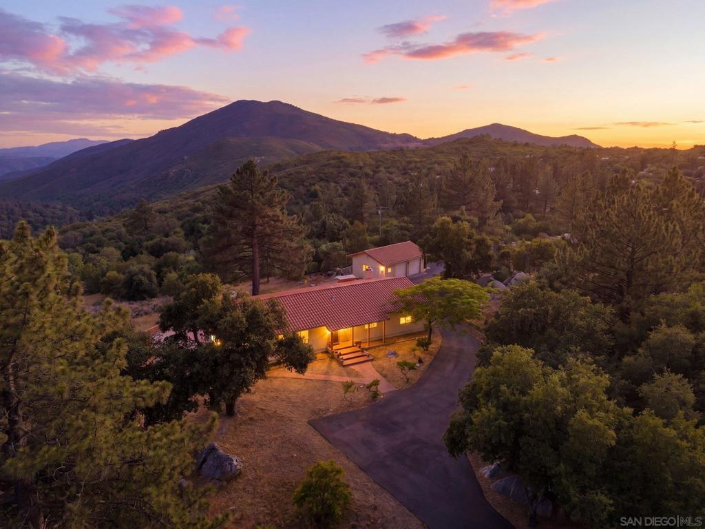 9474 Black Mountain Truck Trail