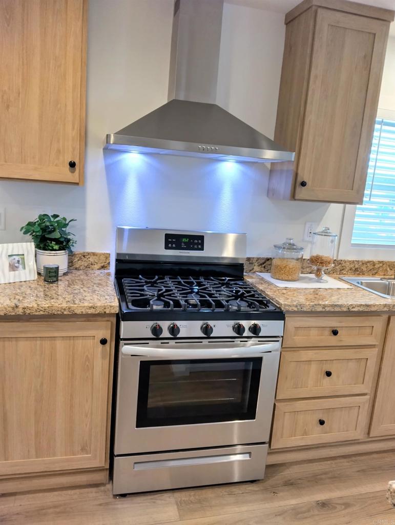 1506 Oak 67
