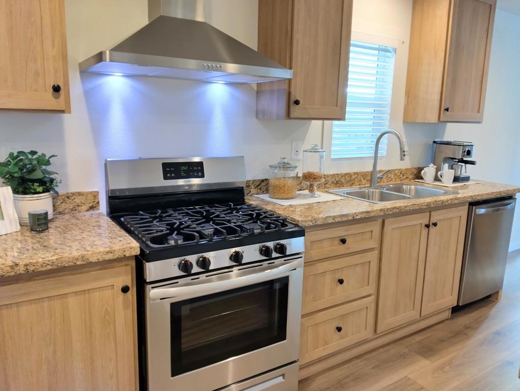 1506 Oak 67