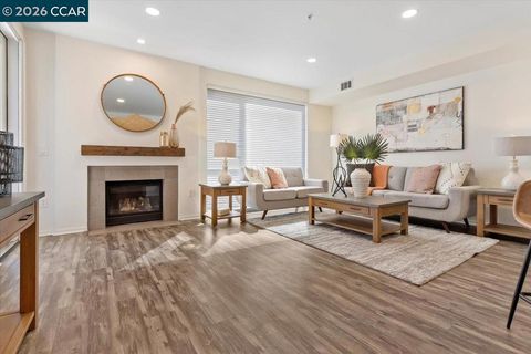 Photo of 1655 N California Blvd Blvd #312, Walnut Creek, CA 94596 (MLS # 41128126)