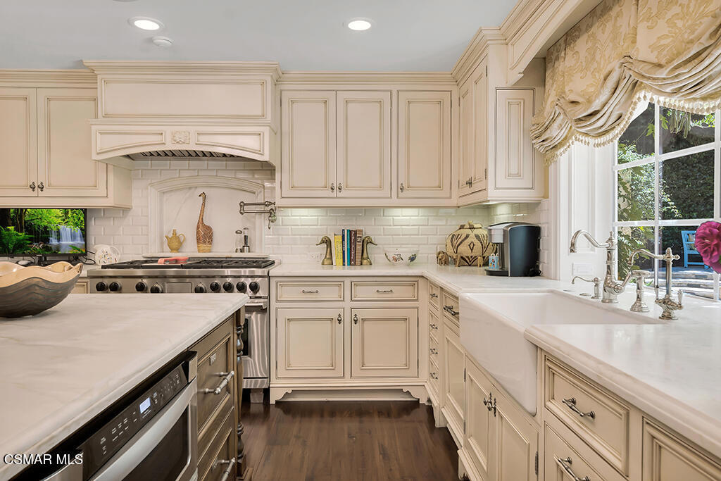 Custom NR-736 - 736 - Residential