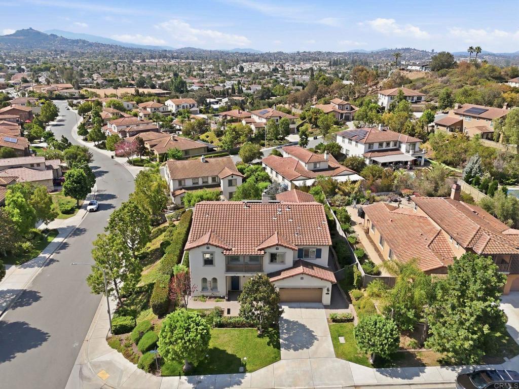 2697 Ponderosa Court, Escondido CA 92027