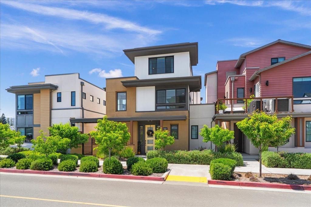 15040 Briggs Court