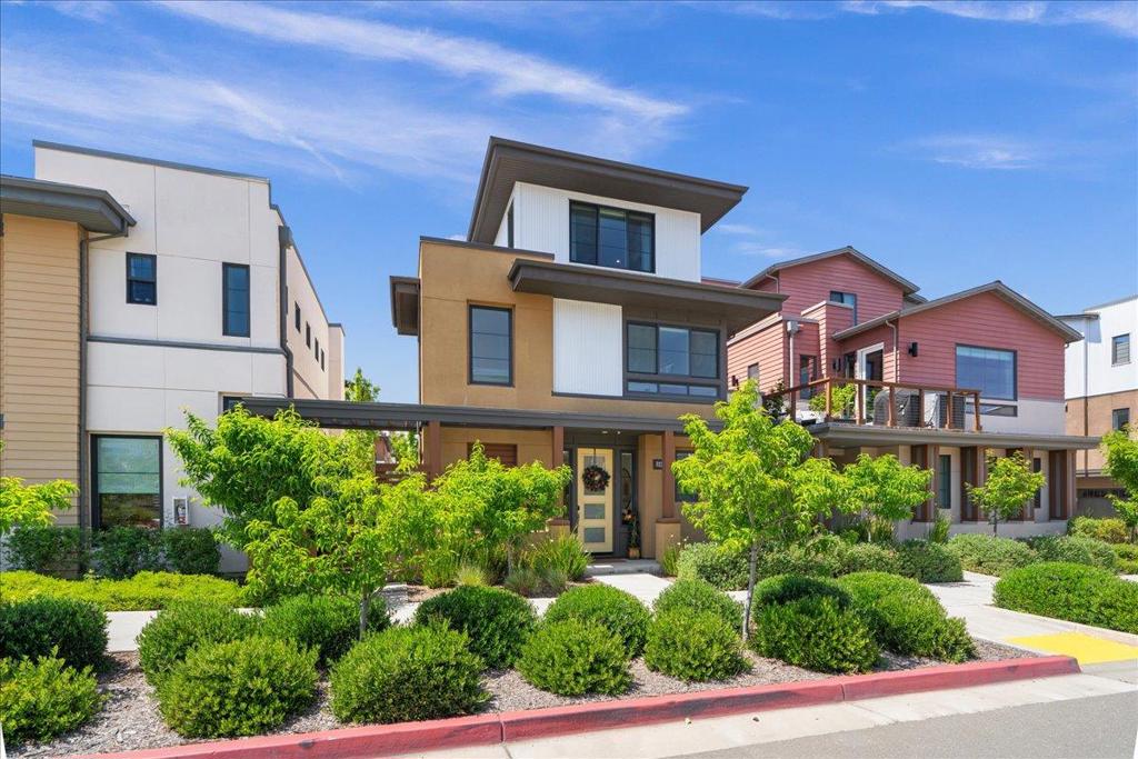 15040 Briggs Court