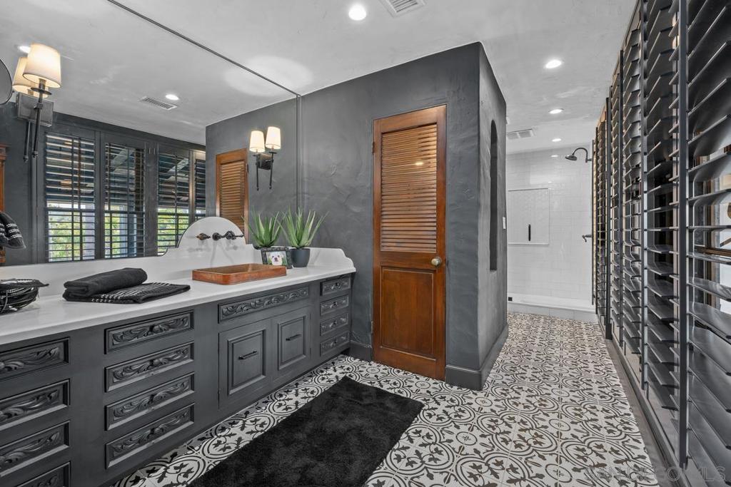 Rancho Santa Fe - Residential