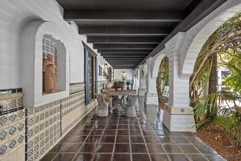 Rancho Santa Fe - Residential