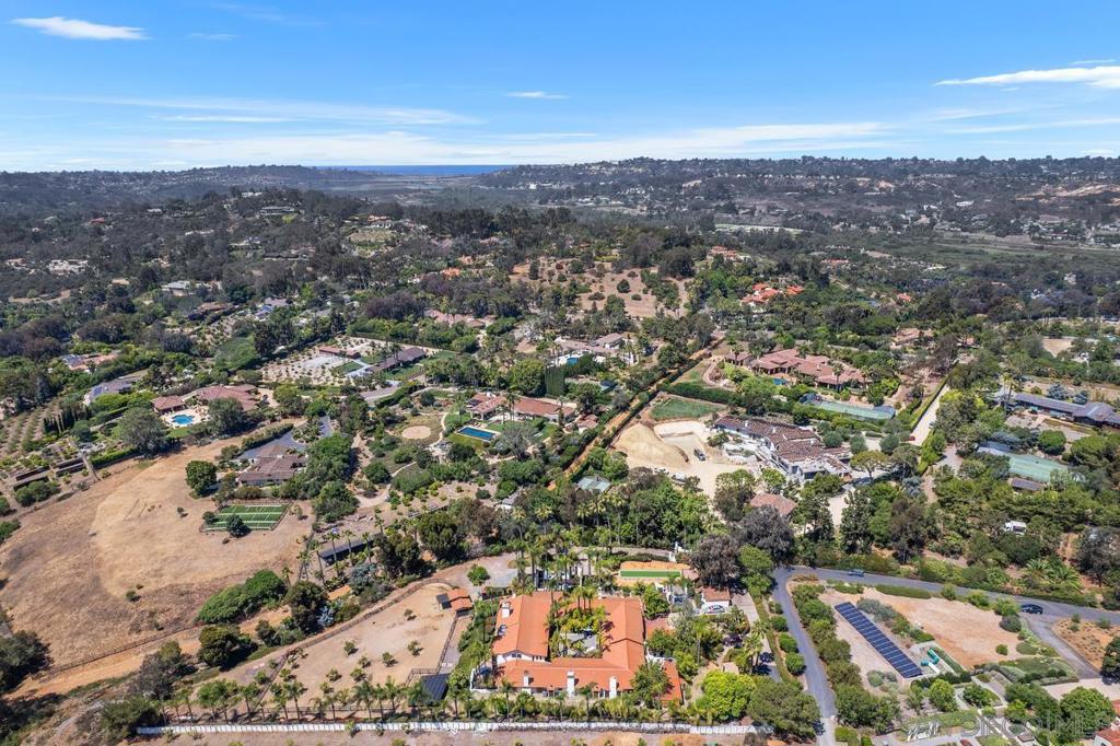 Rancho Santa Fe - Residential