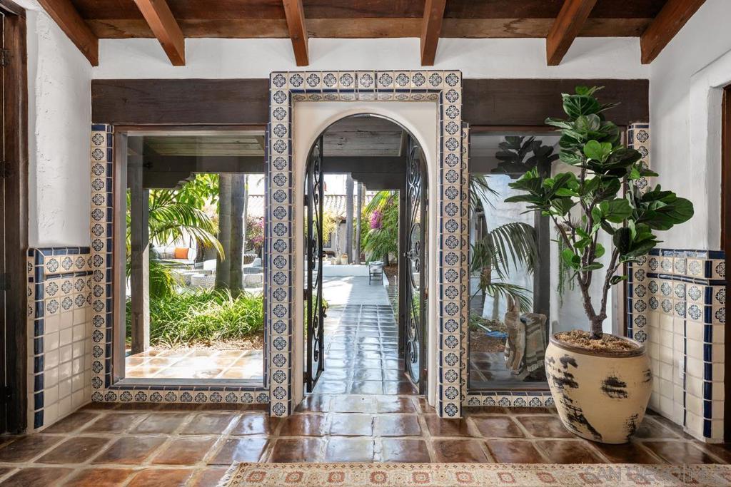 Rancho Santa Fe - Residential