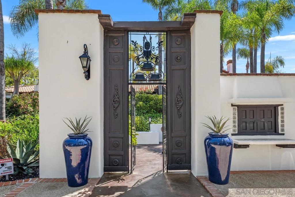 Rancho Santa Fe - Residential