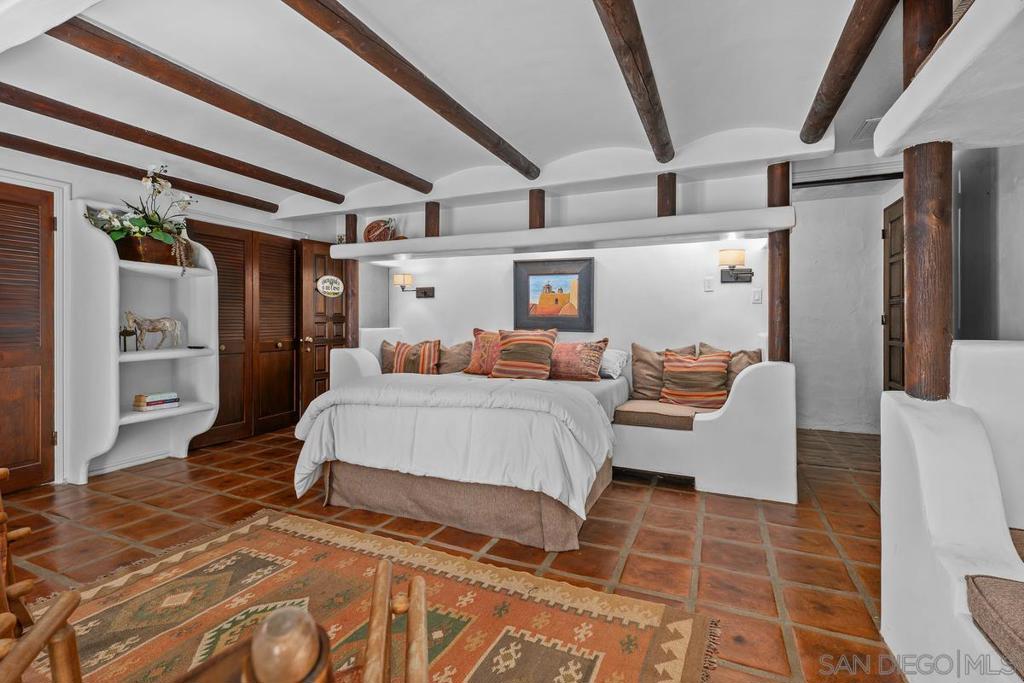 Rancho Santa Fe - Residential
