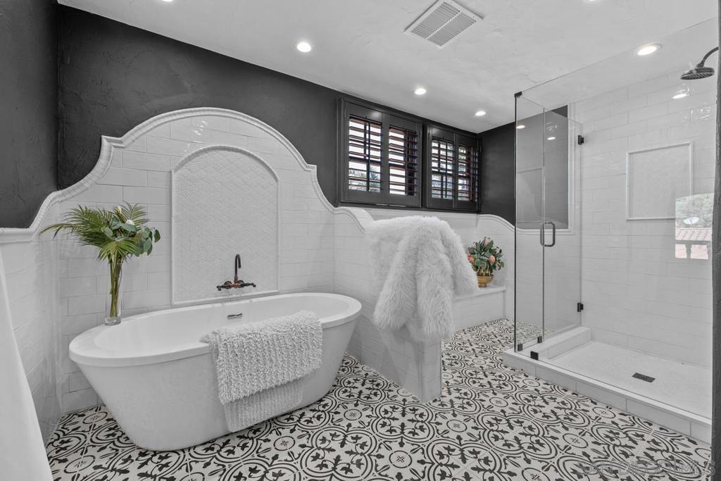 Rancho Santa Fe - Residential