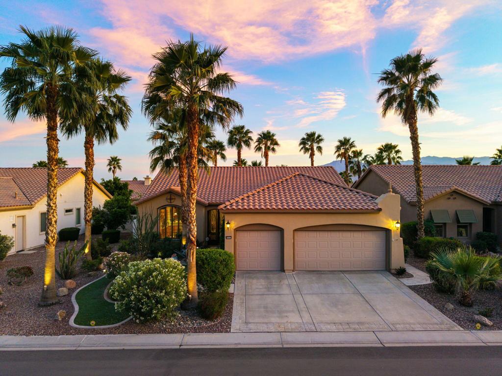 80663 Avenida Santa Marta