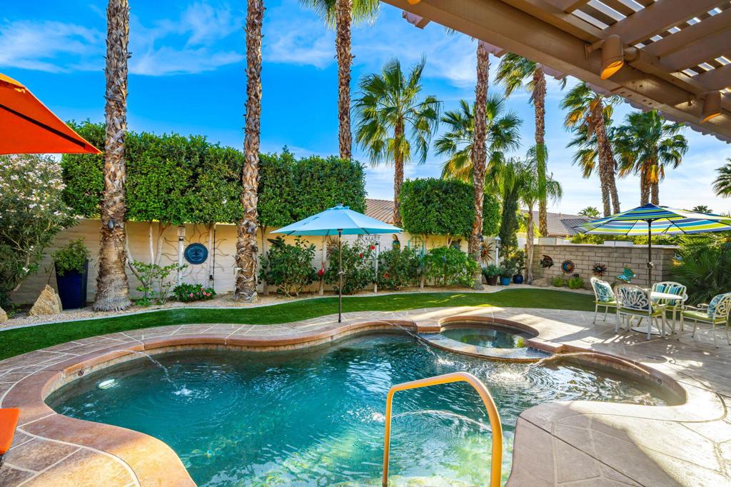 80663 Avenida Santa Marta