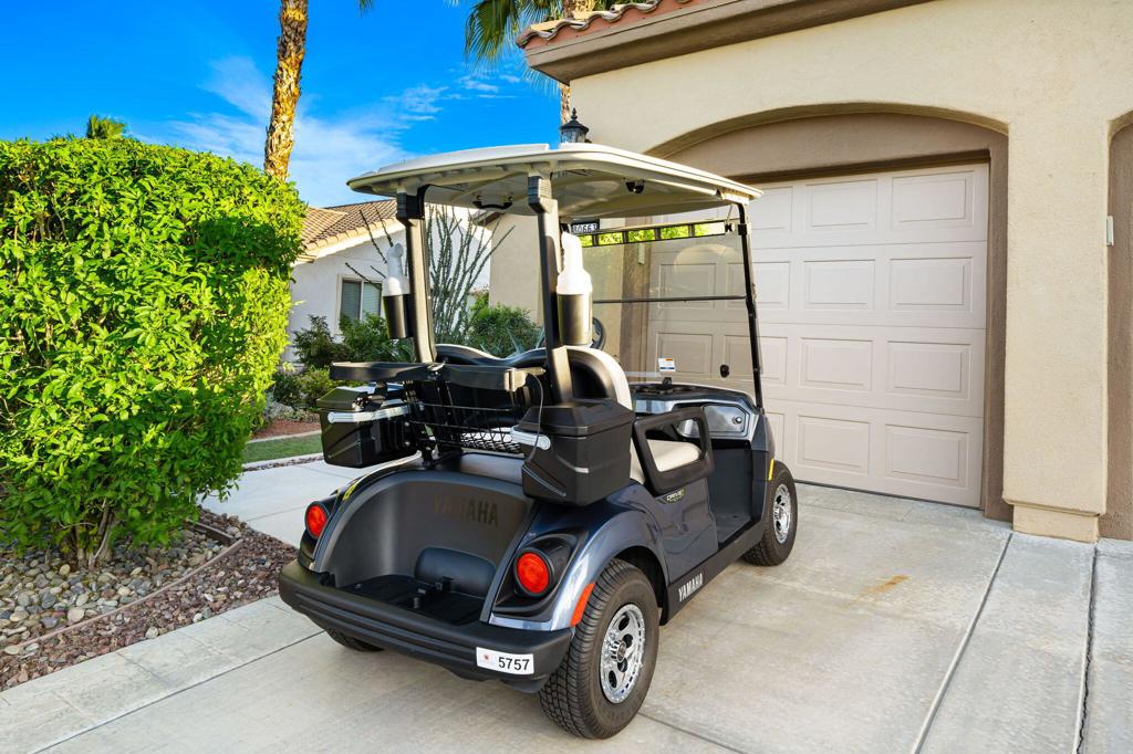 80663 Avenida Santa Marta