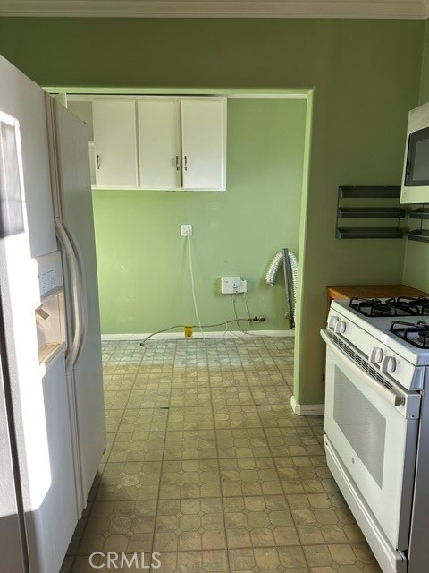 Artcraft Manor (AM) - Residential Lease