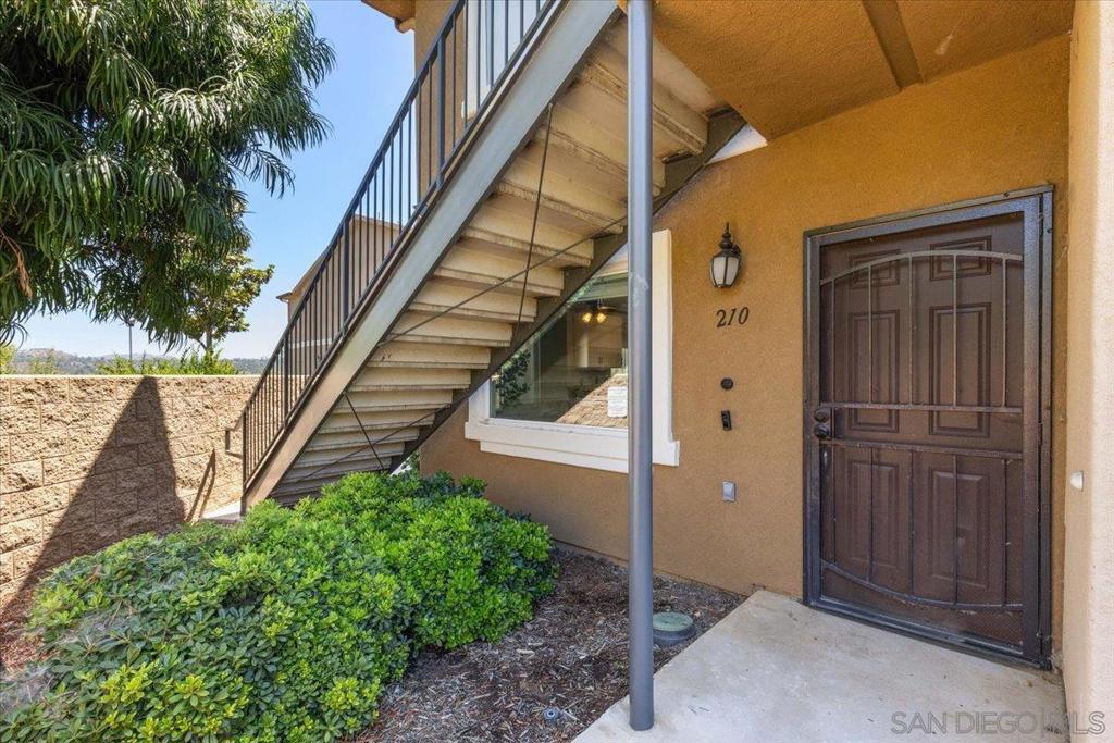 Lakeside - Residential