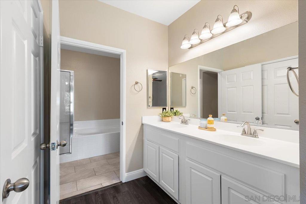 Lakeside - Residential