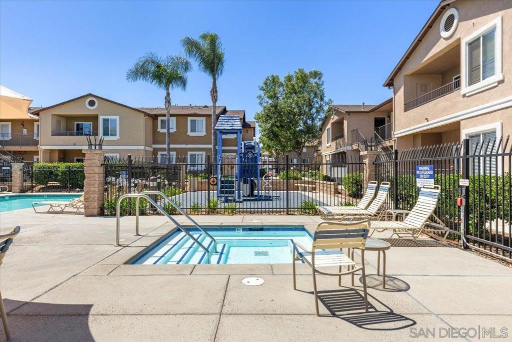 Lakeside - Residential