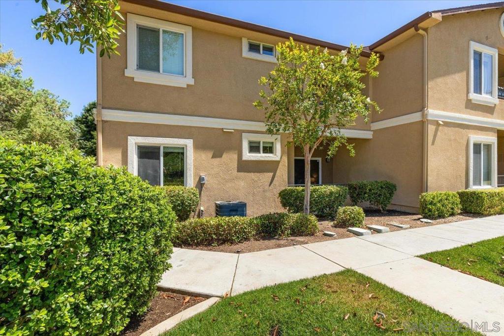 Lakeside - Residential