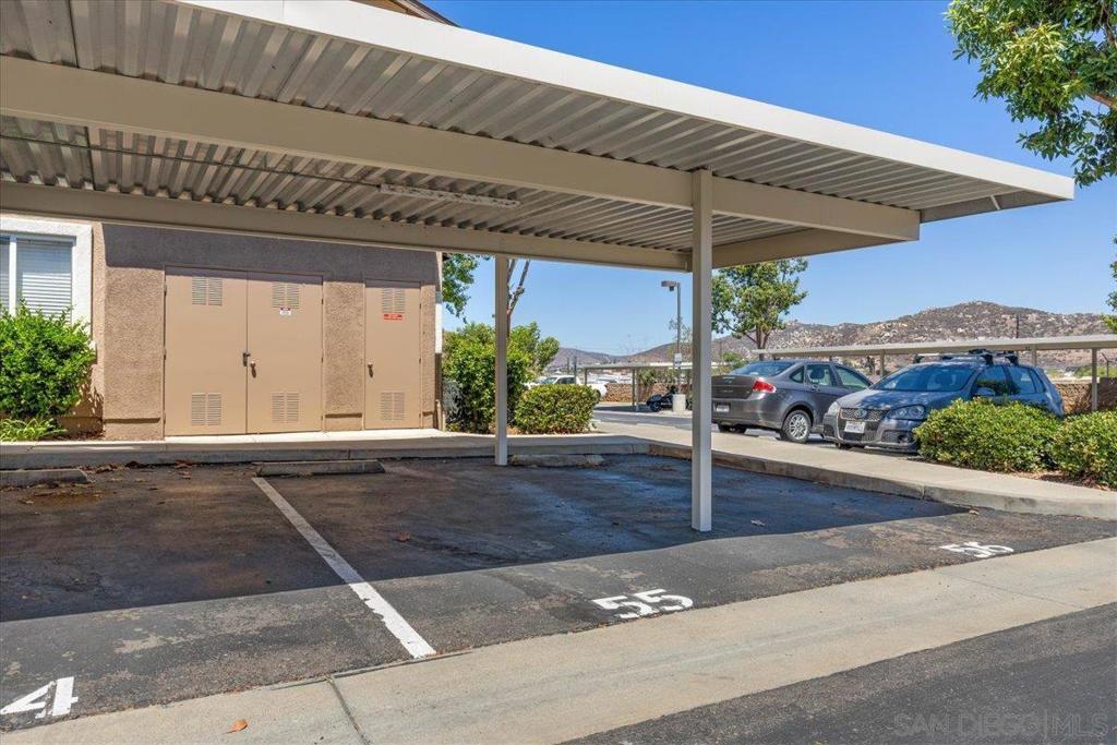 Lakeside - Residential