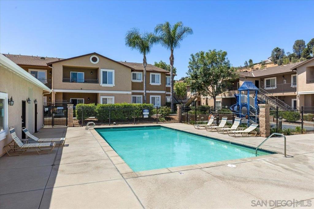 Lakeside - Residential