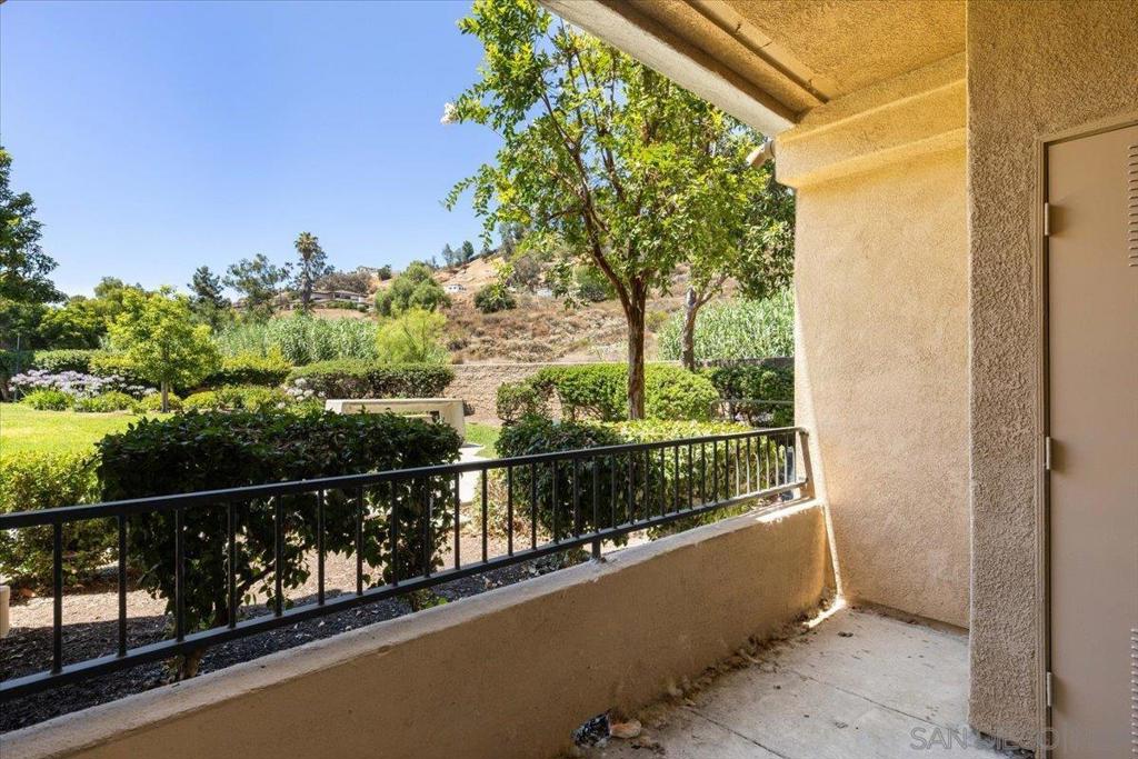 Lakeside - Residential