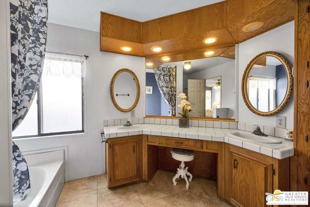 The Canyon - Manufactured In Park