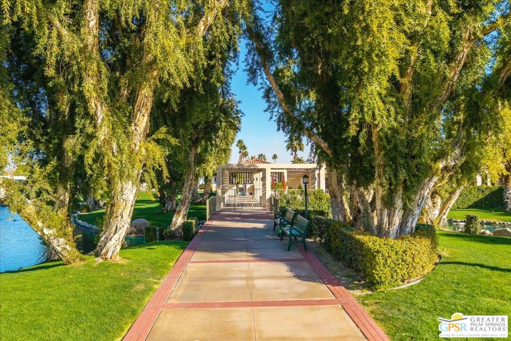 The Canyon - Manufactured In Park