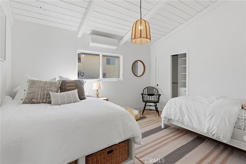 Tiny photo for 5121 Seabreeze Way, Oxnard, CA 93035 (MLS # SR26091839)