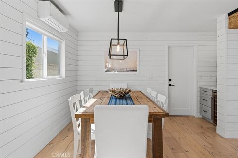 Tiny photo for 5121 Seabreeze Way, Oxnard, CA 93035 (MLS # SR26091839)