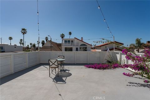 Tiny photo for 5121 Seabreeze Way, Oxnard, CA 93035 (MLS # SR26091839)