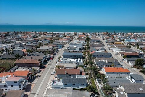 Tiny photo for 5121 Seabreeze Way, Oxnard, CA 93035 (MLS # SR26091839)