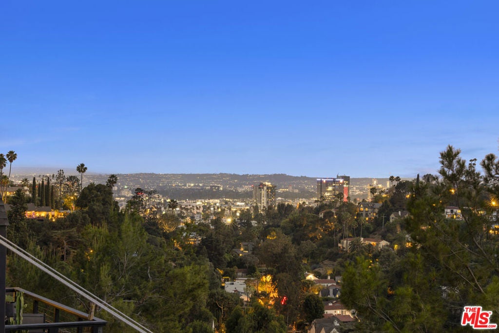 2549 Canyon Oak Drive