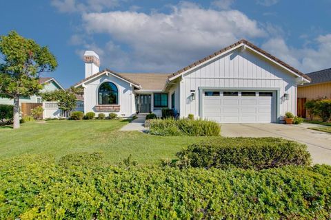 Photo of 350 Tina Drive, Hollister, CA 95023 (MLS # ML82025336)