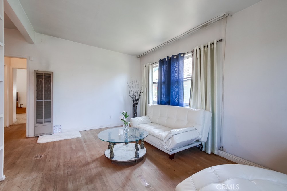 327 S 35th Street