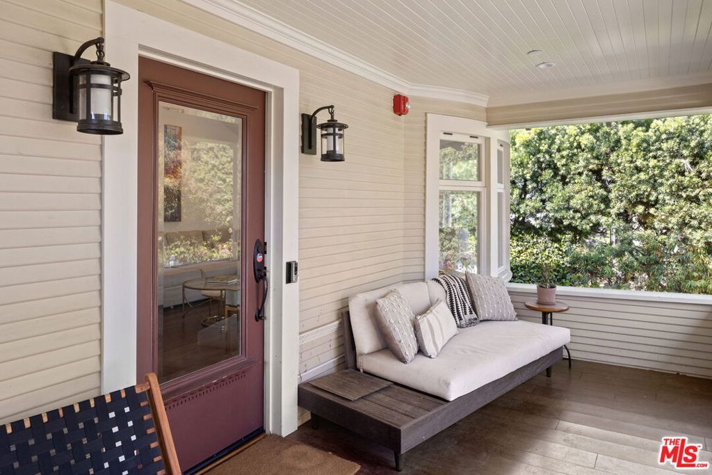 Photo of 954 5th Street, Santa Monica, CA 90403 (MLS # 25610599)