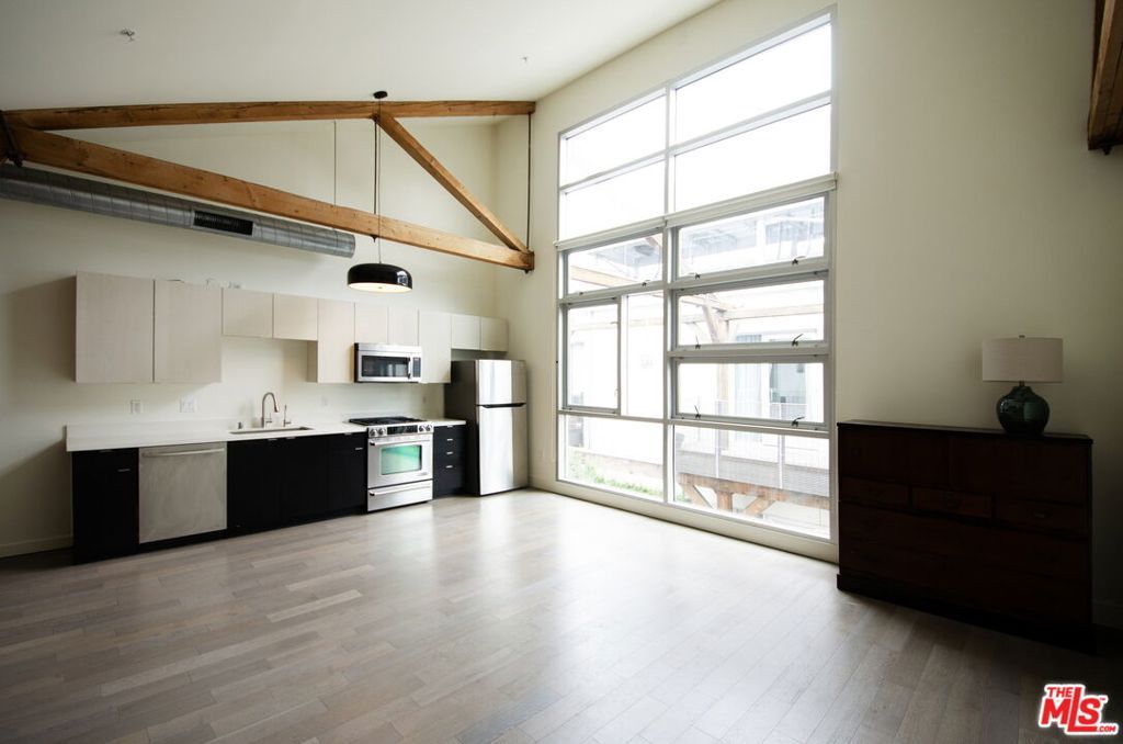 Photo of 527 Molino Street #217, Los Angeles, CA 90013 (MLS # 25572211)