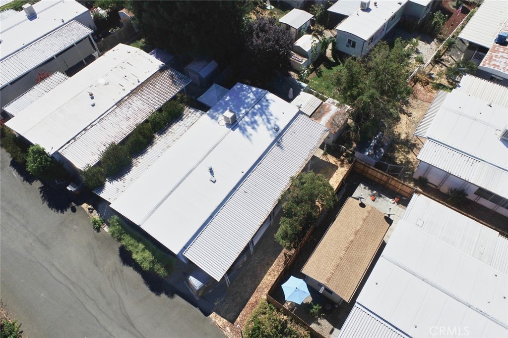 5701 Live Oak Drive 43