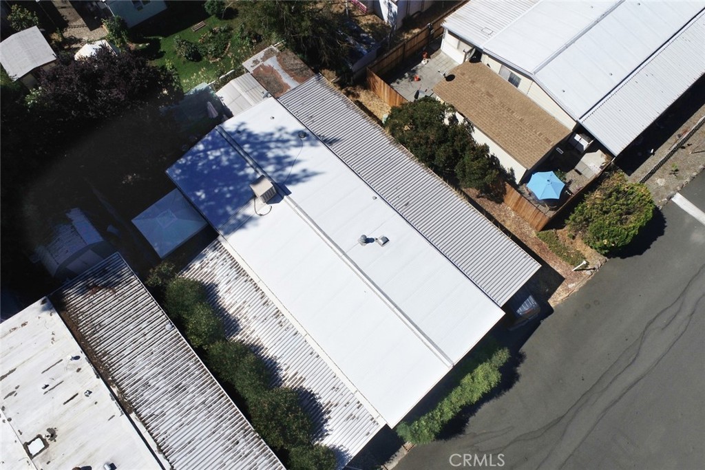 5701 Live Oak Drive 43