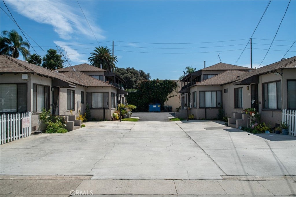 411 N Eastwood Avenue